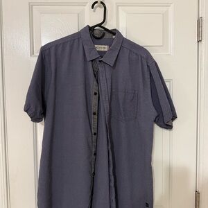 Casual Men's Short Sleeve Button Down Shirt